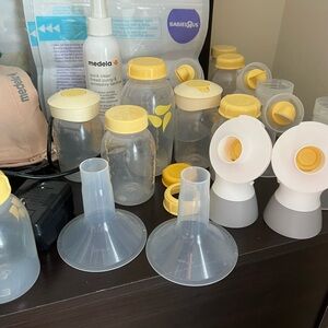 Medela Yellow and Clear Breast Pump Kit